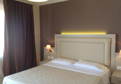 Vale-Mare-Tropea Otel Oda fotoğraf